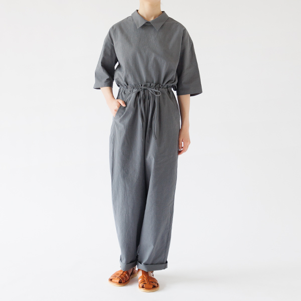 同素材のRESORT シャツとのセットアップもおすすめ(GRY、身長163cm) 同素材のRESORT シャツとのセットアップもおすすめ(GRY、身長163cm)