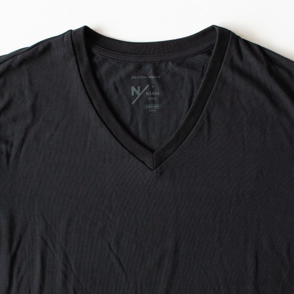 MXP消臭VネックTシャツ（メンズ）／NEUTRALWORKS（ニュートラル