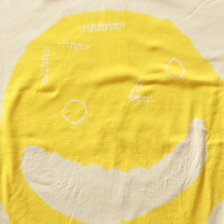 様々な絞りを駆使して表現した「笑顔」(Yellow) 様々な絞りを駆使して表現した「笑顔」(Yellow)