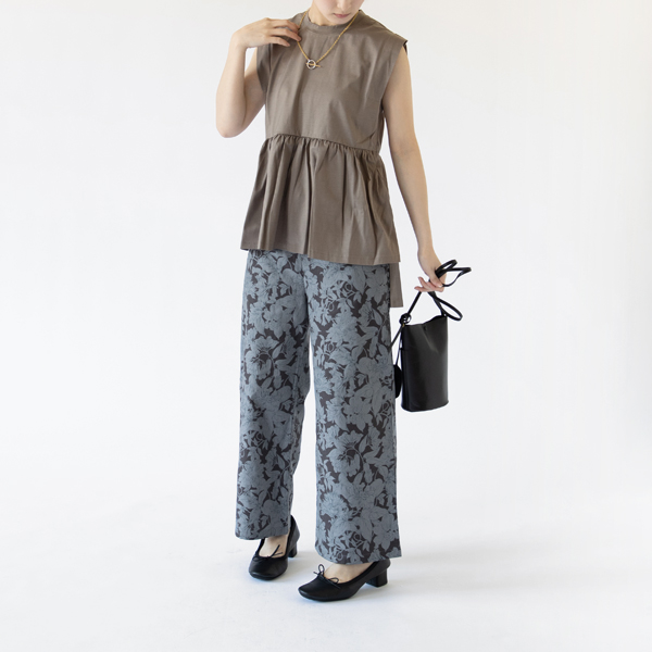 BEIGE、身長163cm