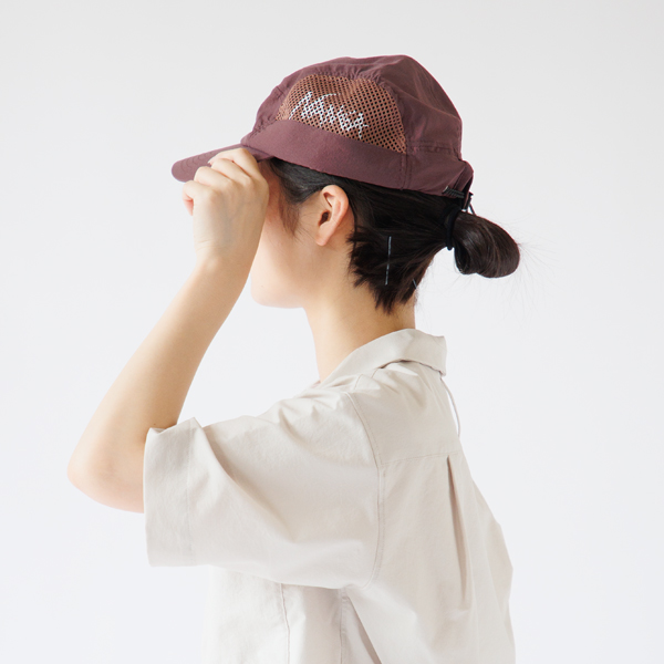ドットエアメッシュキャップ(PLUM)