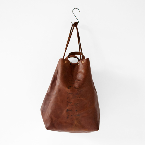 LEATHER MAIL PURSEバッグ(CAMEL)