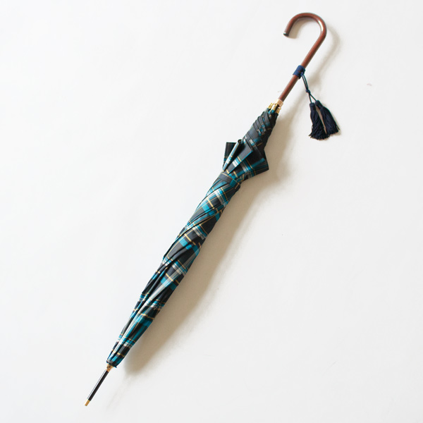 閉じた様子（BLUE CHECK）