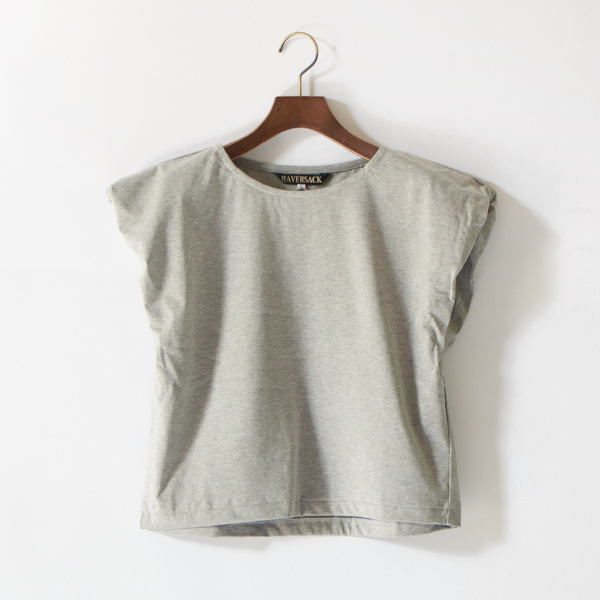 TOP GREYクロップド クルーネック ノースリーブTシャツ TOP GREYクロップド クルーネック ノースリーブTシャツ
