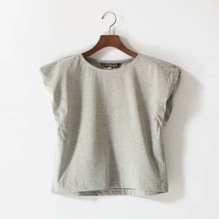 クロップド クルーネック ノースリーブTシャツ