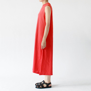 bright red、身長163cm bright red、身長163cm