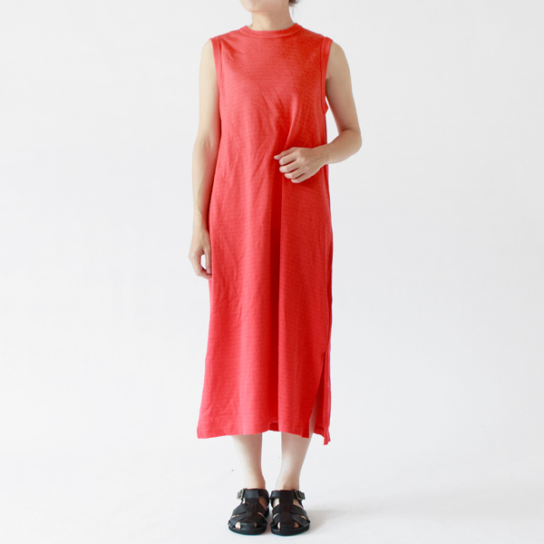 bright red、身長163cm bright red、身長163cm