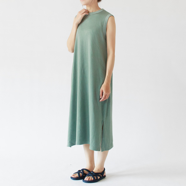 sage green、身長163cm sage green、身長163cm