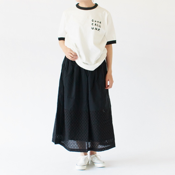 Sサイズ（WHITE×BLACK）、身長：163cm