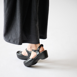 未使用級 Dansko SAM サム メリージェーン コンフォートサンダル メリージェーン Sam／dansko（ダンスコ）｜愛着を持ってずっと使いたい