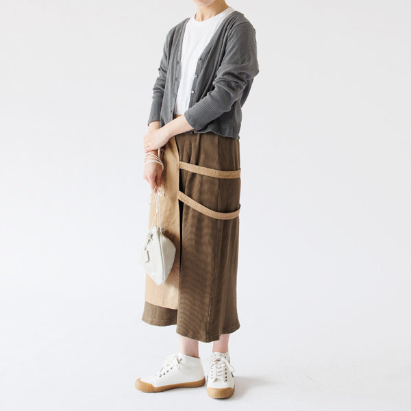 身長163cm・KHAKI