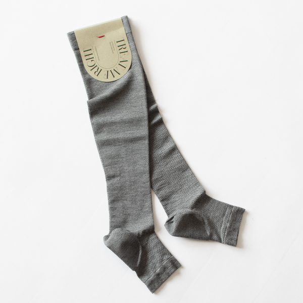 シルク着圧ソックス(Grey)