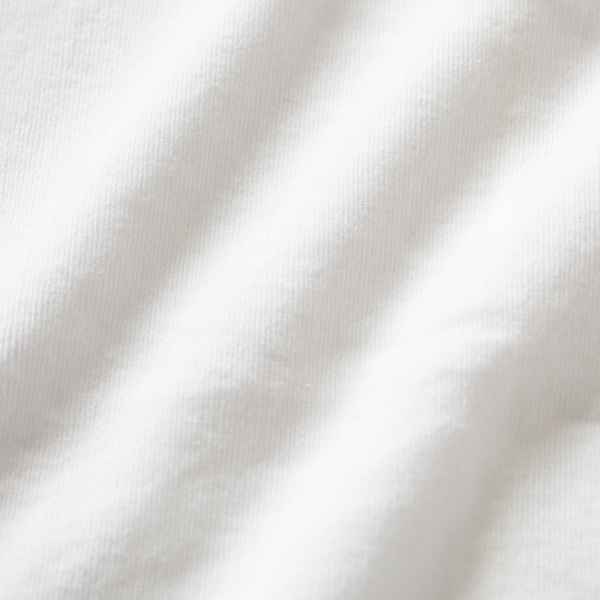 吸湿・速乾性に優れる素材です(WHITE)