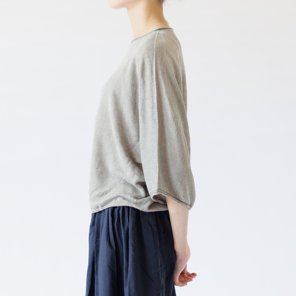 グレー(松煙)、身長160cm