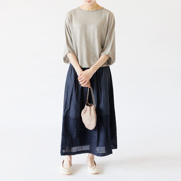 グレー(松煙)、身長160cm