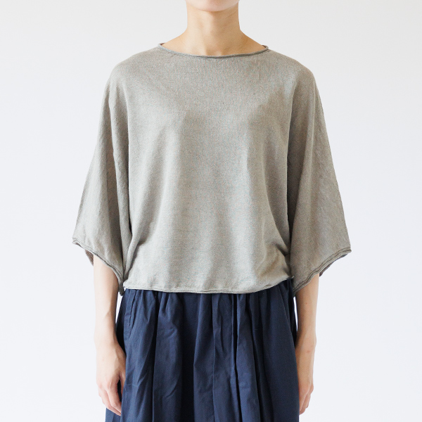 グレー(松煙)、身長160cm