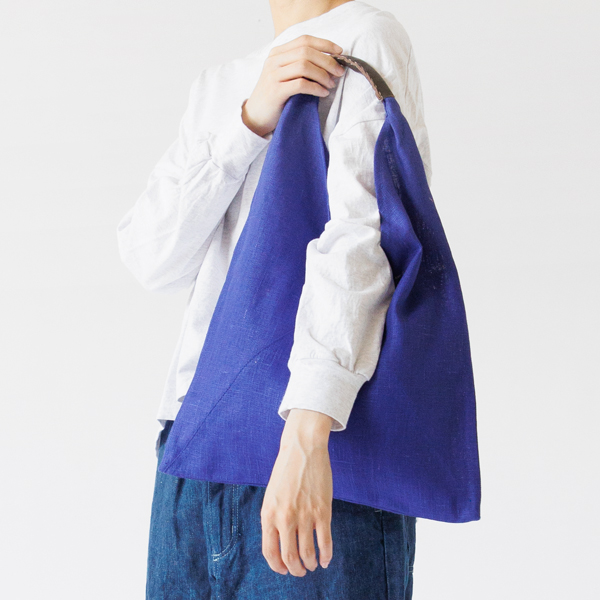 Iris（身長：160cm）
