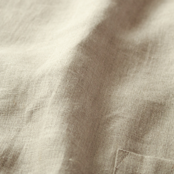 リネンの中でも丈夫な生地が使われています（Natural）