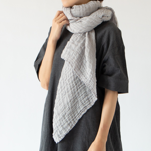 LIGHT GRAY