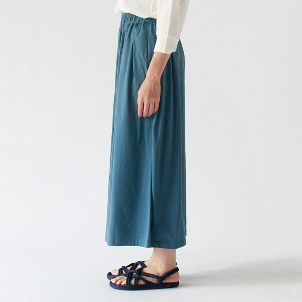 身長163cm・SMOKE BLUE