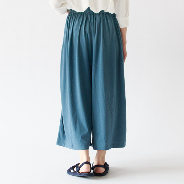 身長163cm・SMOKE BLUE