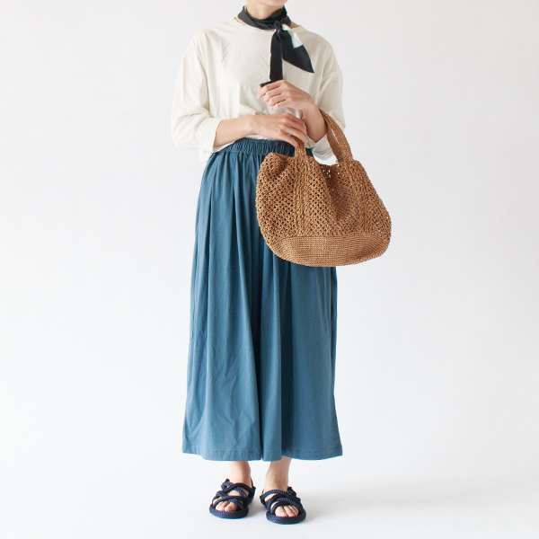 身長163cm・SMOKE BLUE