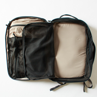 Lite｜Travel Pack 30L バックパック／bellroy（ベルロイ）｜愛着を