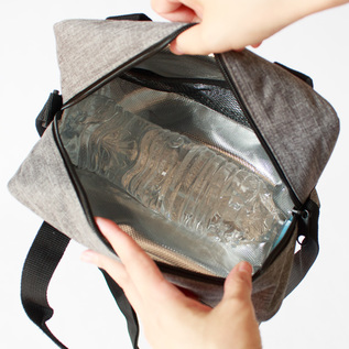 ペットボトルも入ります(TO GO/SILVER) ペットボトルも入ります(TO GO/SILVER)