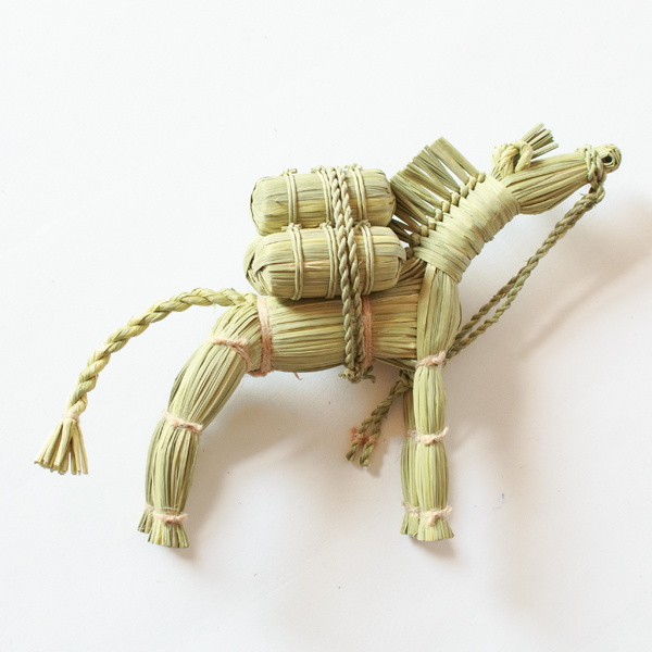 2026 年の干支である「午」のしめ飾り。 2026 年の干支である「午」のしめ飾り。