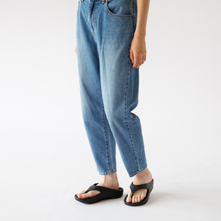 私服にも馴染みやすい 私服にも馴染みやすい