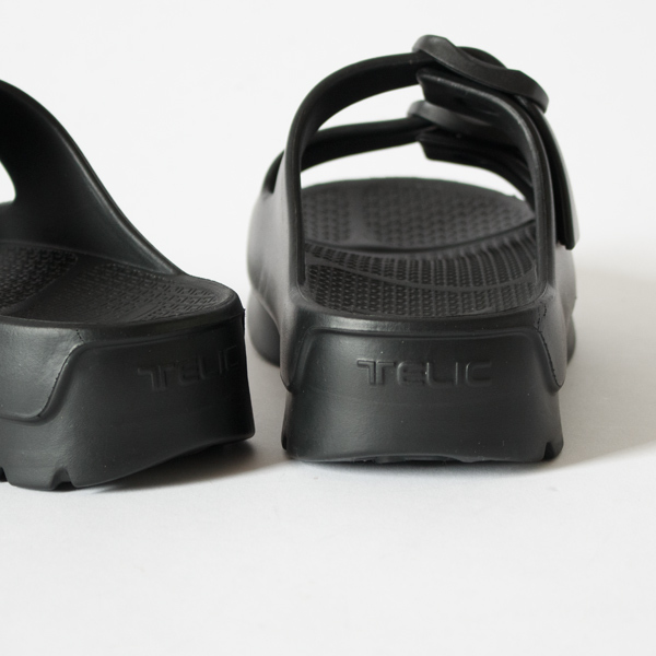 リカバリーサンダル W BUCKLE2 BLACK／TELIC（テリック）｜愛着を持っ