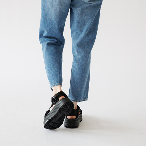 軽やかな履き心地