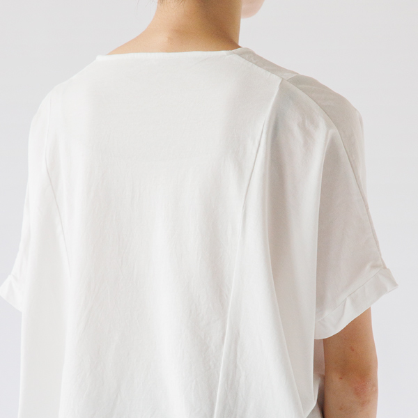 薄手ですが透けが気になりにくいです(WHITE) 薄手ですが透けが気になりにくいです(WHITE)