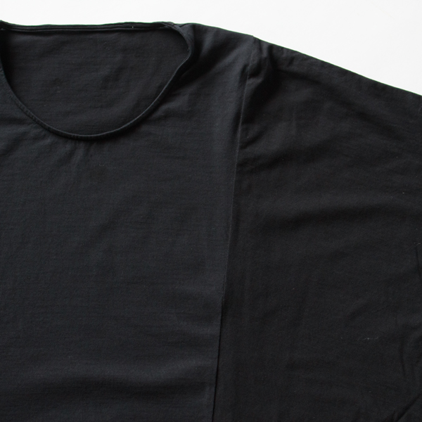 NAVYは切替で若干色味が異なって見える場合もあります(NAVY) NAVYは切替で若干色味が異なって見える場合もあります(NAVY)