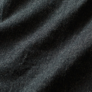 柔らかく肌馴染みのいいデニム(BLACK) 柔らかく肌馴染みのいいデニム(BLACK)