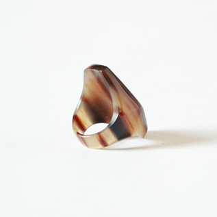 Abstract Horn Ring(brown natural) Abstract Horn Ring(brown natural)