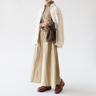 身長160cm・BRN 身長160cm・BRN