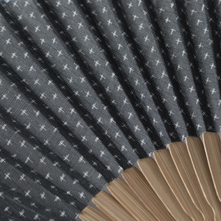 扇子／能登上布 YAMAZAKI NOTOJOFU｜愛着を持ってずっと使いたいモノを