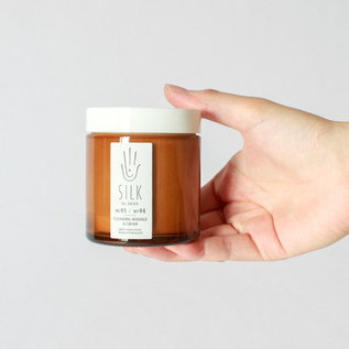 シルク化粧品／SILK by ADAN（シルクバイアーダン）｜愛着を持って