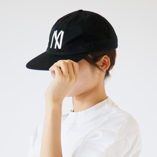 BLACK BLACK