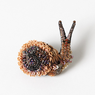 刺繍ブローチピン