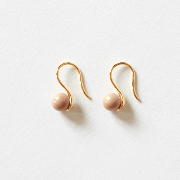 【別注】Nuance Gold フックピアス（さくら）