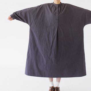 ゆったりとした身頃(身長160cm・PURPLE)