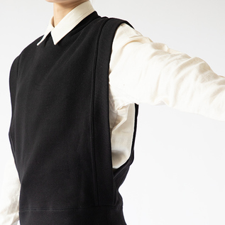 アズマ裏毛クルーネックベスト／HAVERSACK（ハバーサック）｜愛着を