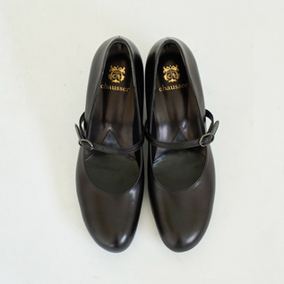 着脱ストラップ2WAYヒール／chausser（ショセ）｜愛着を持ってずっと