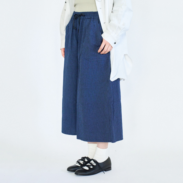 身長167cm・小縞紺/水色