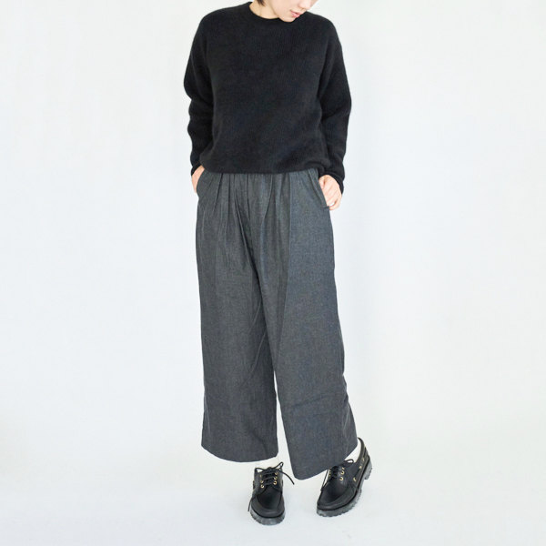 身長167cm・BLACK