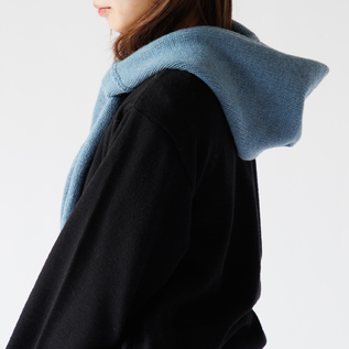 いつもの服も少し違った雰囲気にしてくれます(BLUE) いつもの服も少し違った雰囲気にしてくれます(BLUE)