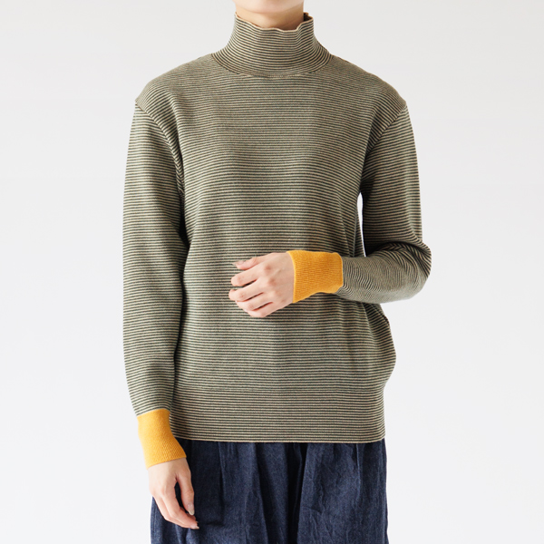 身長160cm・BEIGE × GREEN