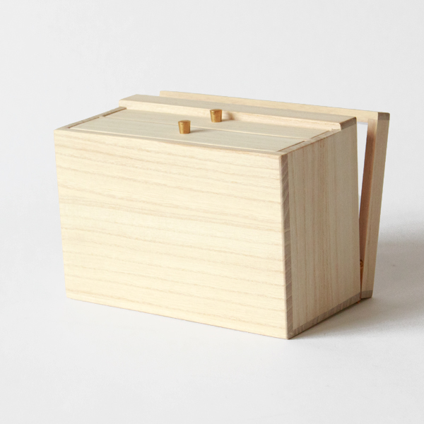 【別注】桐の3段ジュエリーケース 【別注】桐の3段ジュエリーケース